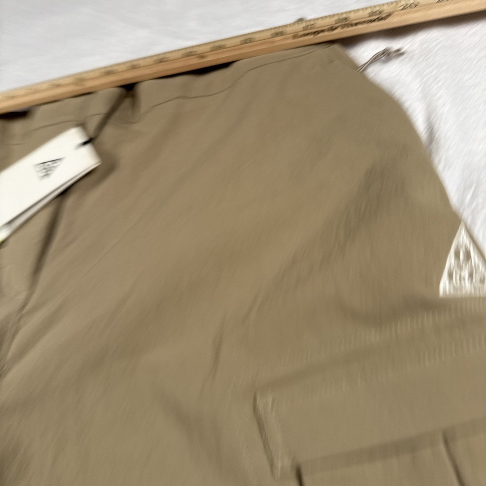 Nike ACG Smith Summit Cargo Pants Khaki CV0617-247 Womens Size XL New - Picture 12 of 13